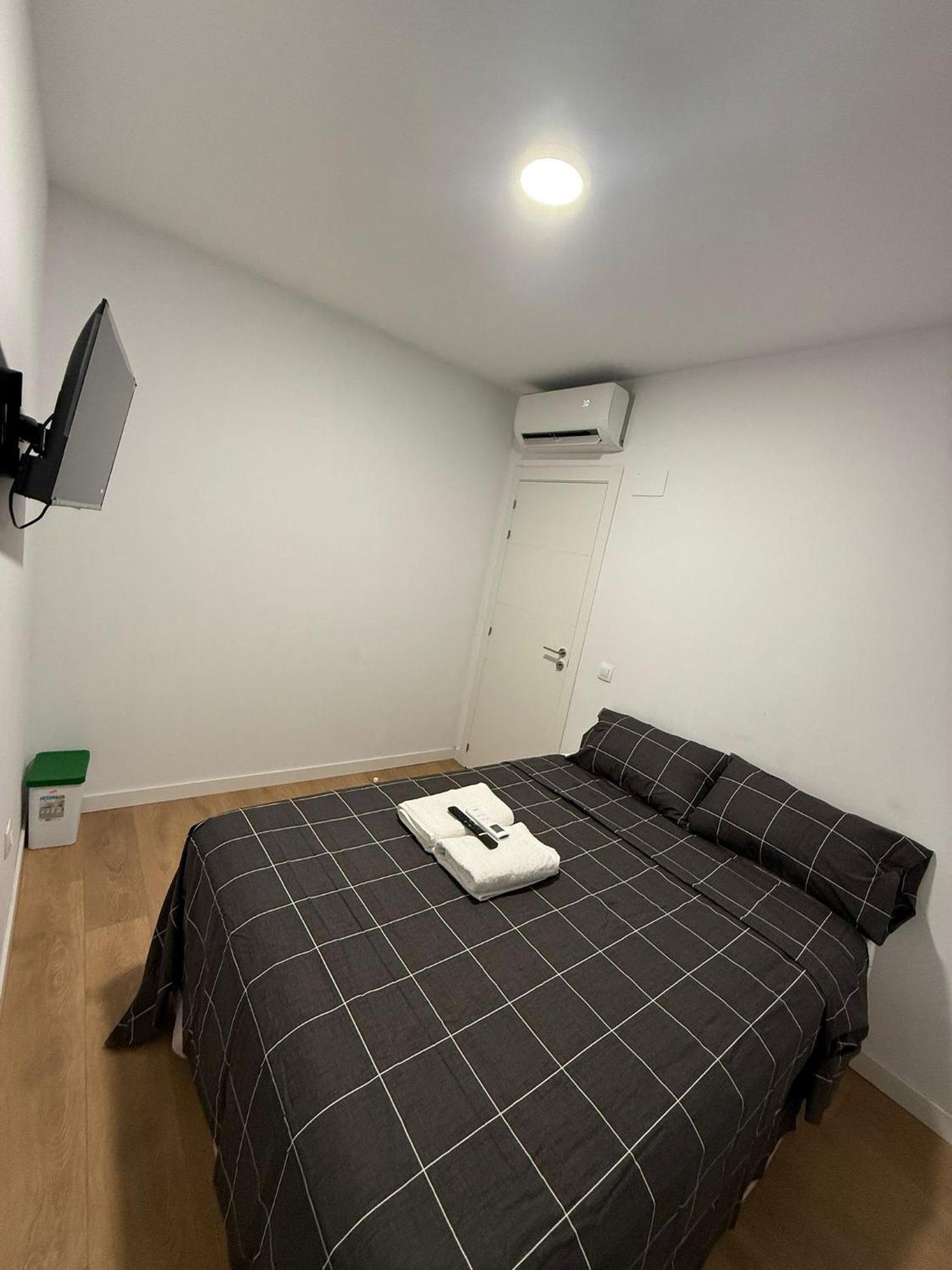 To Room Madrid Porras Eksteriør bilde